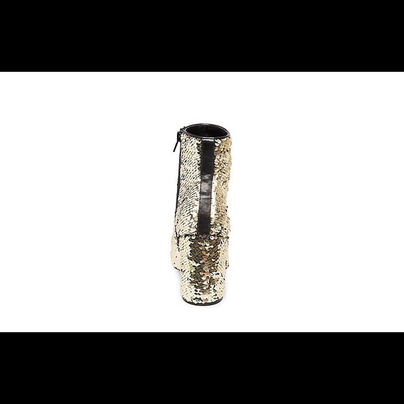 Steve Madden
Women'sMetallicGeorgia-sSequinBooties - Picture 5 of 7